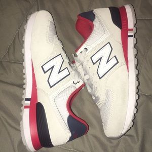 New balance gymshoes. Slightly worn. No box.